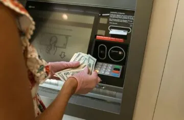 Ile maksymalnie można wypłacić z bankomatu
